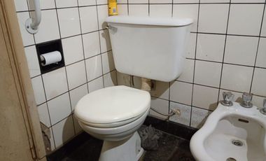 VENTA PH PLANTA BAJA FRENTE 5 AMB A RECICLAR MUNRO