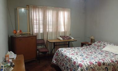 VENTA PH PLANTA BAJA FRENTE 5 AMB A RECICLAR MUNRO