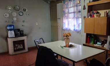 VENTA PH PLANTA BAJA FRENTE 5 AMB A RECICLAR MUNRO