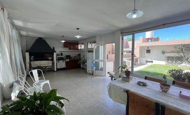CASA EN VENTA EN SAN CRISTOBAL CAPITAL FEDERAL