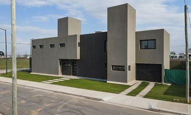 ALQUILER DUPLEX PAMPAS DE MANANTIALES