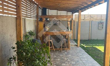 Casa en Venta en Isla de Maipo Central