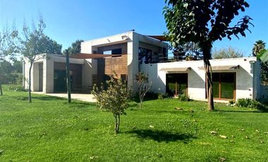 Casa en Venta en Avenida Pajaritos