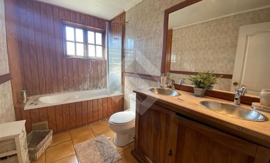 Casa en Venta en Avenida Peñaflor