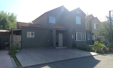 Casa en Venta en AVDA LOS CORRALEROS 2731-003