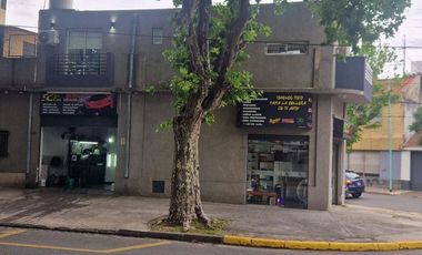Venta PH 2 ambientes local Parque Avellaneda