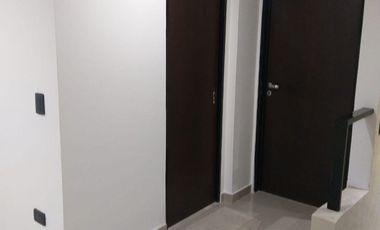 Venta PH 2 ambientes local Parque Avellaneda