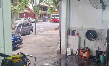 Venta PH 2 ambientes local Parque Avellaneda