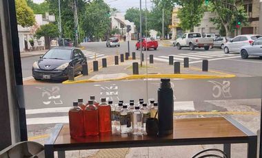 Venta PH 2 ambientes local Parque Avellaneda