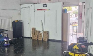 Venta PH 2 ambientes local Parque Avellaneda