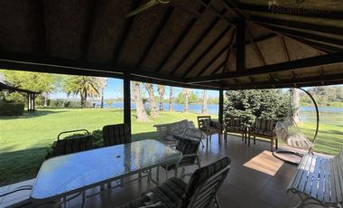 Casa en Venta en Los Rumbos Centro Lago Rapel