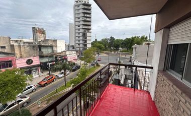 VENTA DEPARTAMENTO 6 AMBIENTES EN CAMPANA CENTRO