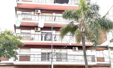 VENTA DEPARTAMENTO 6 AMBIENTES EN CAMPANA CENTRO