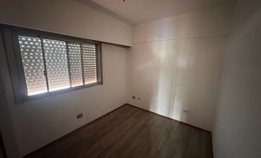 VENTA DEPARTAMENTO 6 AMBIENTES EN CAMPANA CENTRO