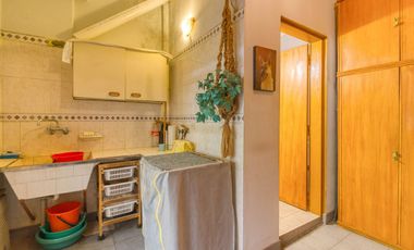 Venta casa 3 amb+Dep+Deposito C/Coch- Mataderos