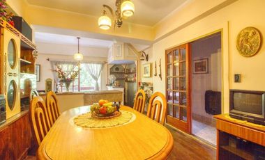 Venta casa 3 amb+Dep+Deposito C/Coch- Mataderos