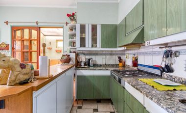 Venta casa 3 amb+Dep+Deposito C/Coch- Mataderos