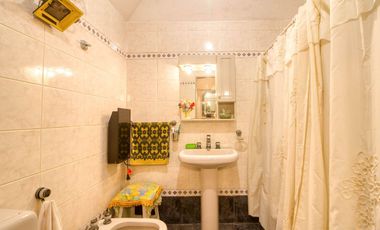 Venta casa 3 amb+Dep+Deposito C/Coch- Mataderos