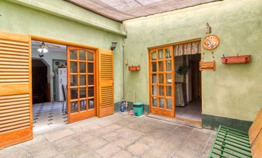 Venta casa 3 amb+Dep+Deposito C/Coch- Mataderos