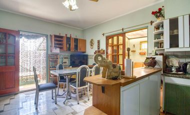 Venta casa 3 amb+Dep+Deposito C/Coch- Mataderos