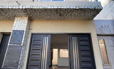 VENTA-PH 4AMB- LANUS ESTE- CON GARAGE