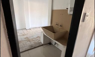 VENTA-PH 4AMB- LANUS ESTE- CON GARAGE