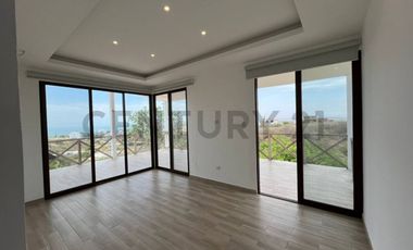 Venta Casa en Punta Blanca, 3 Dormitorios, balcón con vista al mar. J.Gar