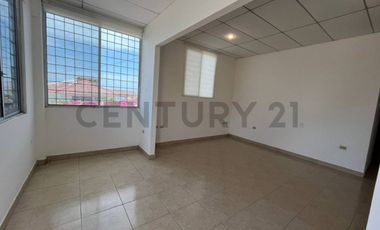 Venta Casa en Punta Blanca, 3 Dormitorios, balcón con vista al mar. J.Gar