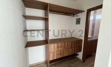 Venta Casa en Punta Blanca, 3 Dormitorios, balcón con vista al mar. J.Gar