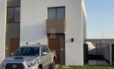 Casa en condominio en renta en Santa María Ticomán, El Marqués, Querétaro