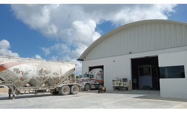 Vende o Renta de Bodega / Cerca de Aeropuerto de Cancún