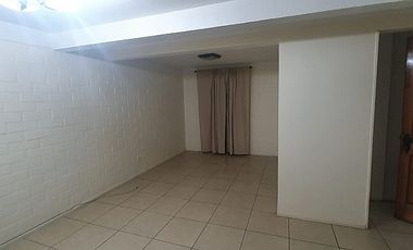 VENDO AMPLIA PROPIEDAD EN PAINE A 1 CUADRA DEL MUNICIPIO