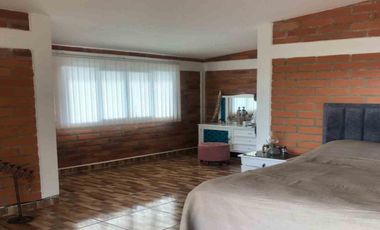 FINCA EN ARRIENDO EN VEREDA MUNDO NUEVO/PEREIRA