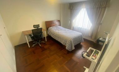 OPORTUNIDAD ÚNICA! VENTA DE DEPARTAMENTO REMODELADO EN LAS GARDENIAS - SURCO