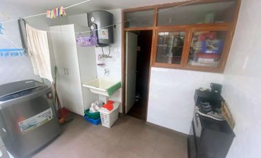 OPORTUNIDAD ÚNICA! VENTA DE DEPARTAMENTO REMODELADO EN LAS GARDENIAS - SURCO