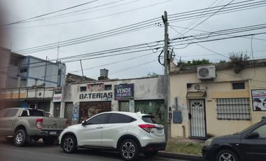 TERRENO EN VENTA SOBRE AV. LA PLATA - SANTOS LUGARES