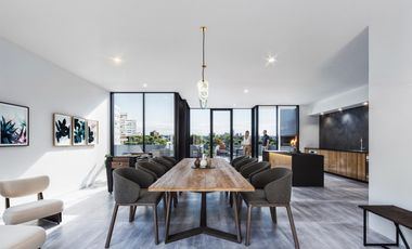 Departamento 2 ambientes con balcon al frente en Bernal centro