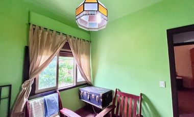 Casa en Coghlan 5 ambientes con terraza y patio