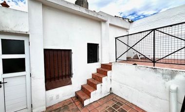 Casa en Coghlan 5 ambientes con terraza y patio