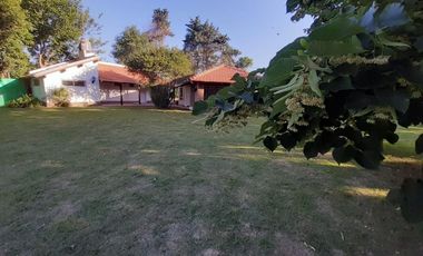 Casa en venta - 1 Dormitorio 2 Baños - 1.956Mts2 - Carmen de Areco