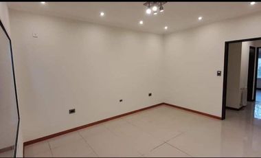 Casa en venta - 2 Dormitorios 2 Baños - Cocheras - 300Mts2 - Carhué