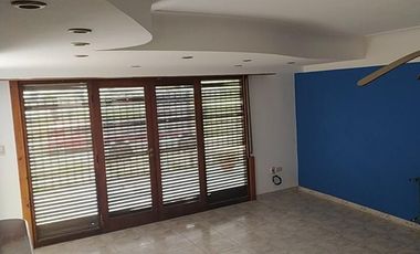 Casa en venta - 3 Dormitorios 2 Baños - Cocheras - 194Mts2 - Mar del Plata