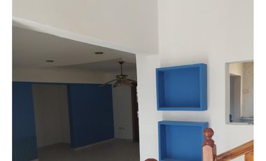 Casa en venta - 3 Dormitorios 2 Baños - Cocheras - 194Mts2 - Mar del Plata