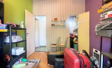 Venta de Casa 5 Amb. en Ramos Mejia S/lote 400M² C/Parque, Quincho y Piscina