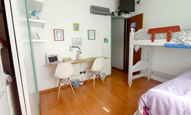 Venta PH 3 ambientes con jardin, parrilla y cochera en Castelar Norte.