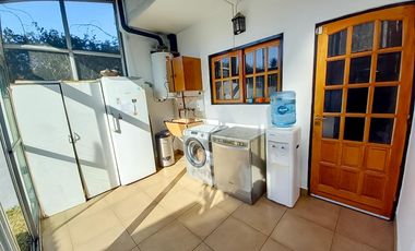 Venta PH 3 ambientes con jardin, parrilla y cochera en Castelar Norte.