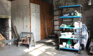 CASA 4 AMBIENTES SOBRE LOTE DE 330m2 en magnasco y solis