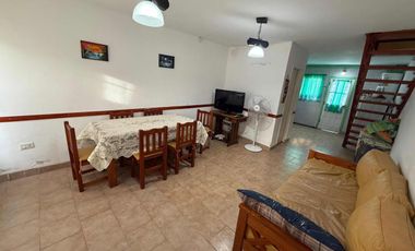 PH en venta - 3 Dormitorios 2 Baños - Cochera - 120Mts2 - Las Toninas