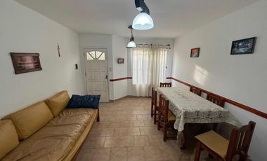PH en venta - 3 Dormitorios 2 Baños - Cochera - 120Mts2 - Las Toninas