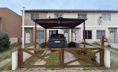 PH en venta - 3 Dormitorios 2 Baños - Cochera - 120Mts2 - Las Toninas